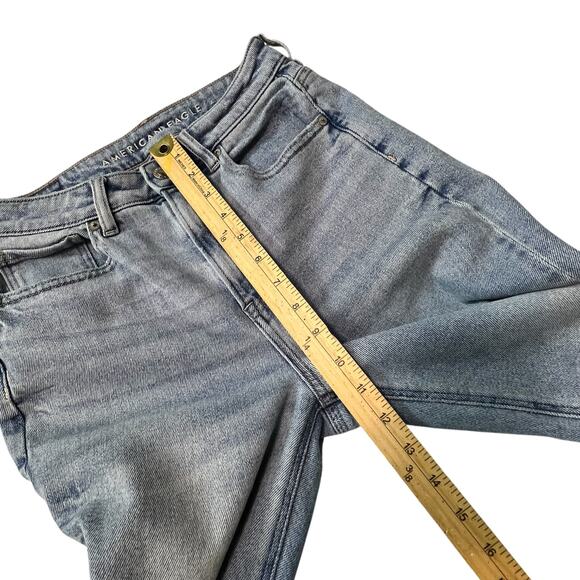 American Eagle Mom Straight Jeans Women’s Size 2 Light Wash High Rise - Picture 7 of 10